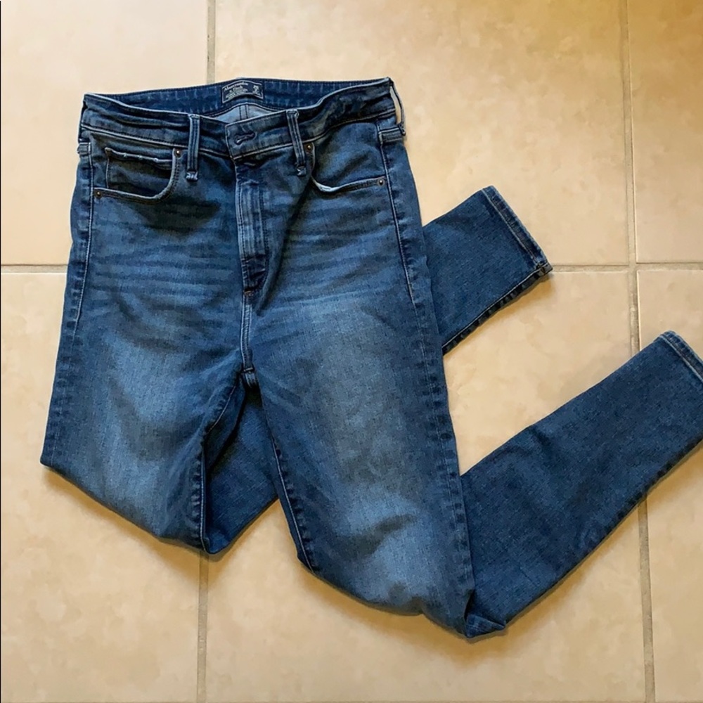 Abercrombie high rise super skinny jeans